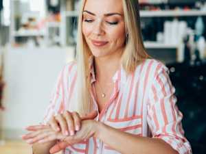 What a Healthy Skin Care Routine for Psoriasis Actually Looks Like