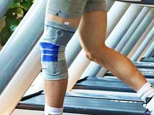 Knee Surgeons Are Losing It over These Breakthrough Knee Sleeves